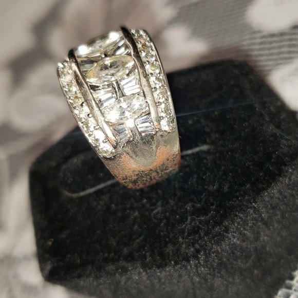 Sterling silver stamped marquis baguette and round cz statement ring - Picture 5 of 13